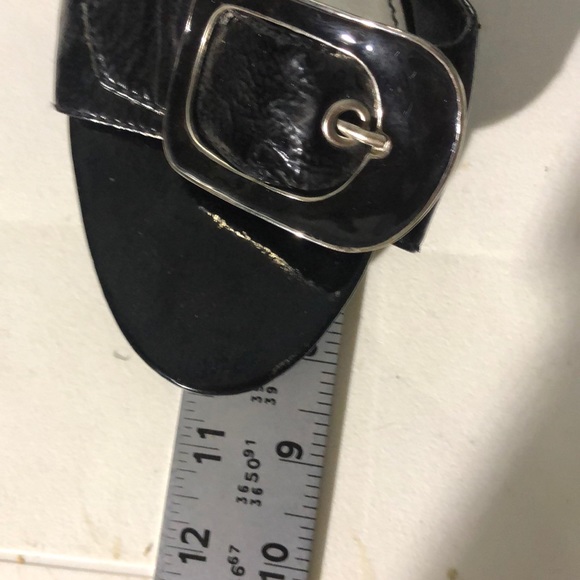 10 1/2 black Bandolino heeled slide - Picture 2 of 6